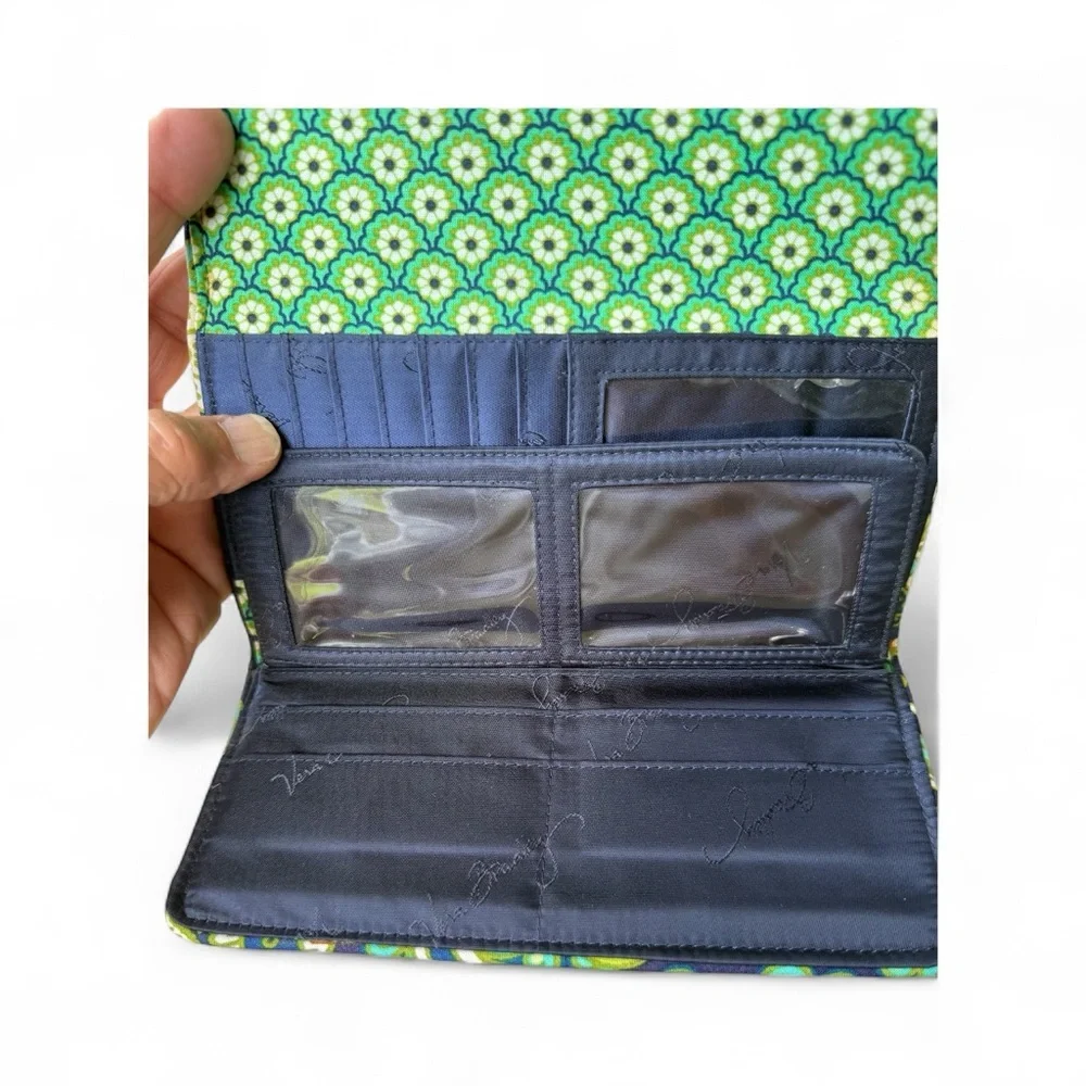 Vera Bradley Women's Zip Wallet Blue Floral Rhythm and Blues - Picture 4 of 5